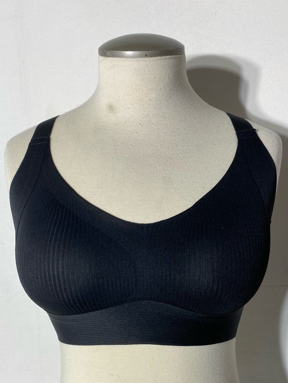 Black Seamless Comfort Wireless Bra L T-Shirt Bra
